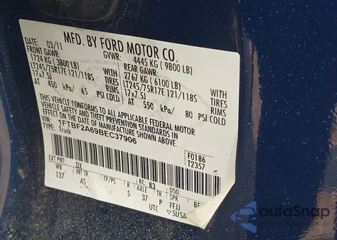 2011 Ford F250 Xl z USA, uszkodzony, nr VIN 1FTBF2A69BEC37906